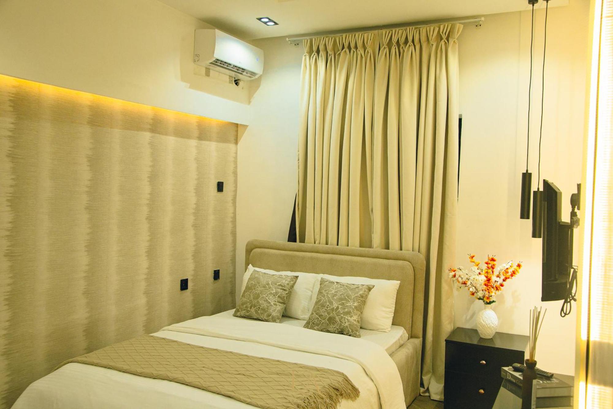 La Apartments مدينة بنين المظهر الخارجي الصورة