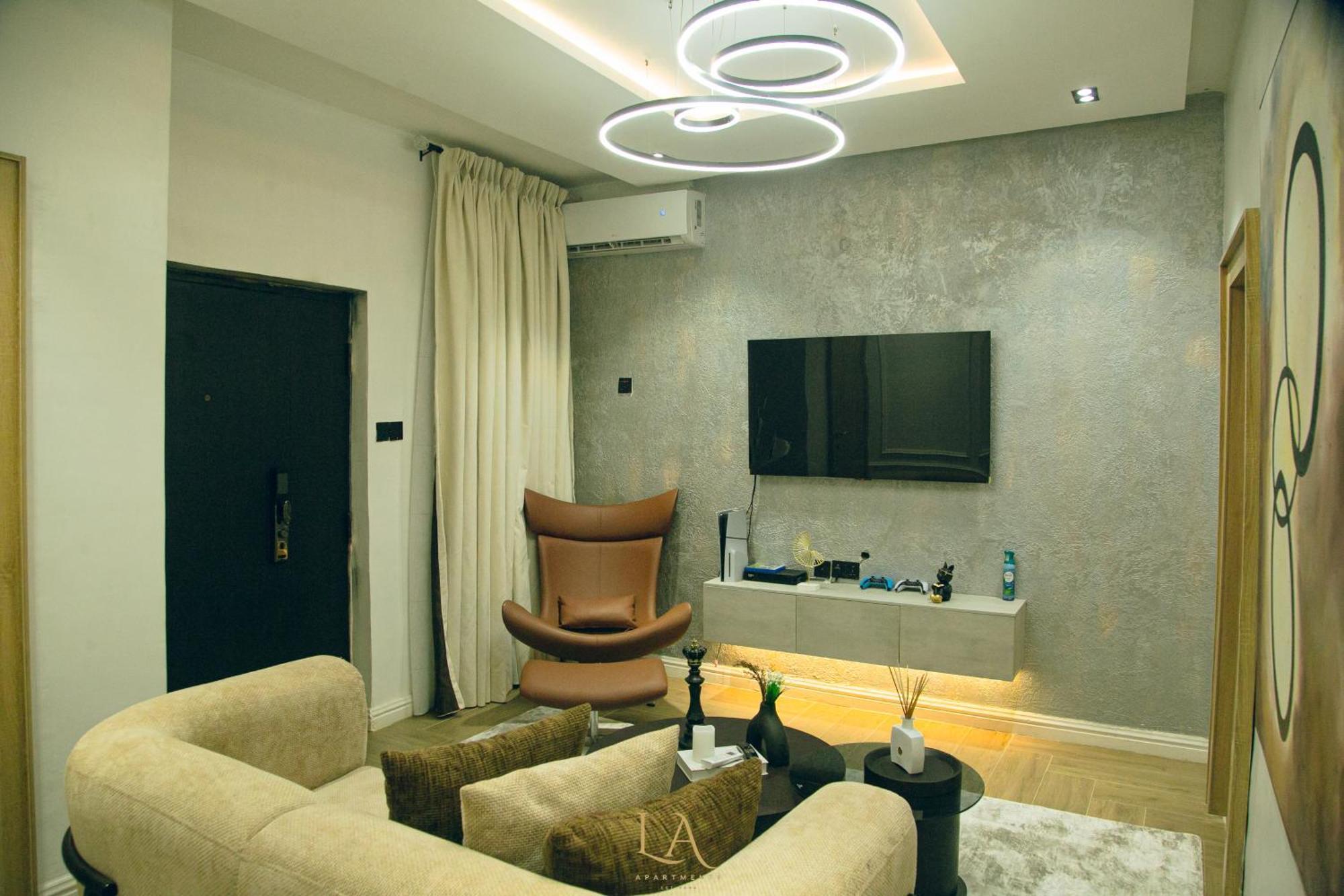La Apartments مدينة بنين المظهر الخارجي الصورة