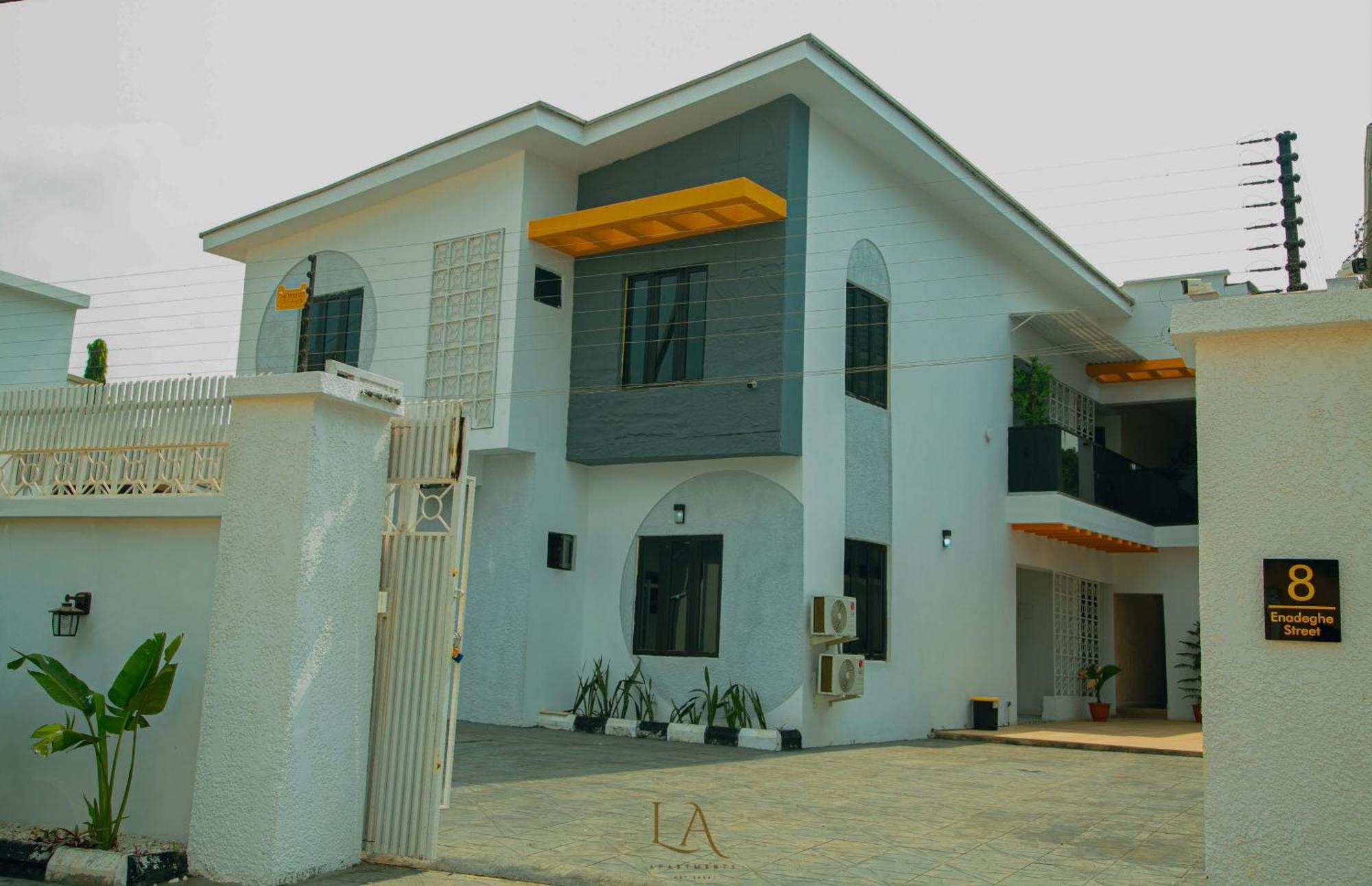 La Apartments مدينة بنين المظهر الخارجي الصورة